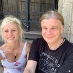 Hier sind wir am Notre Dame… Hier sind wir am Notre Dame...