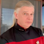 Jonathan im Star Trek Outfit… Jonathan im Star Trek Outfit...