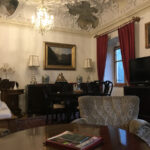 Das historische Zimmer auf Schloss Fernstein am Fernsteinsee Das historische Zimmer auf Schloss Fernstein am Fernsteinsee