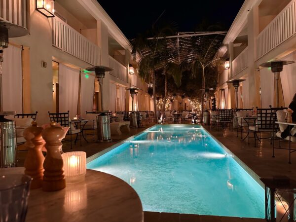 Hotel CARA Los Angeles